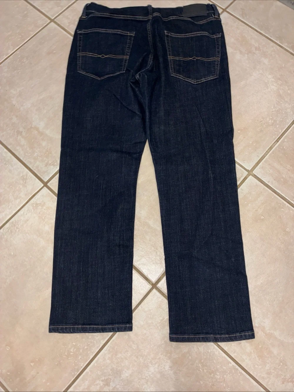 Lucky Brand 410 Athletic Straight Jeans Mens 34x30 Blue Dark Wash Denim